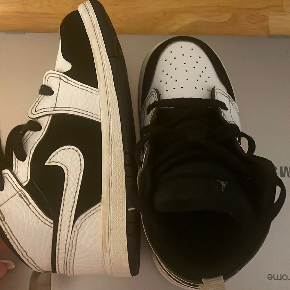 Size 8c white and black air Jordan’s